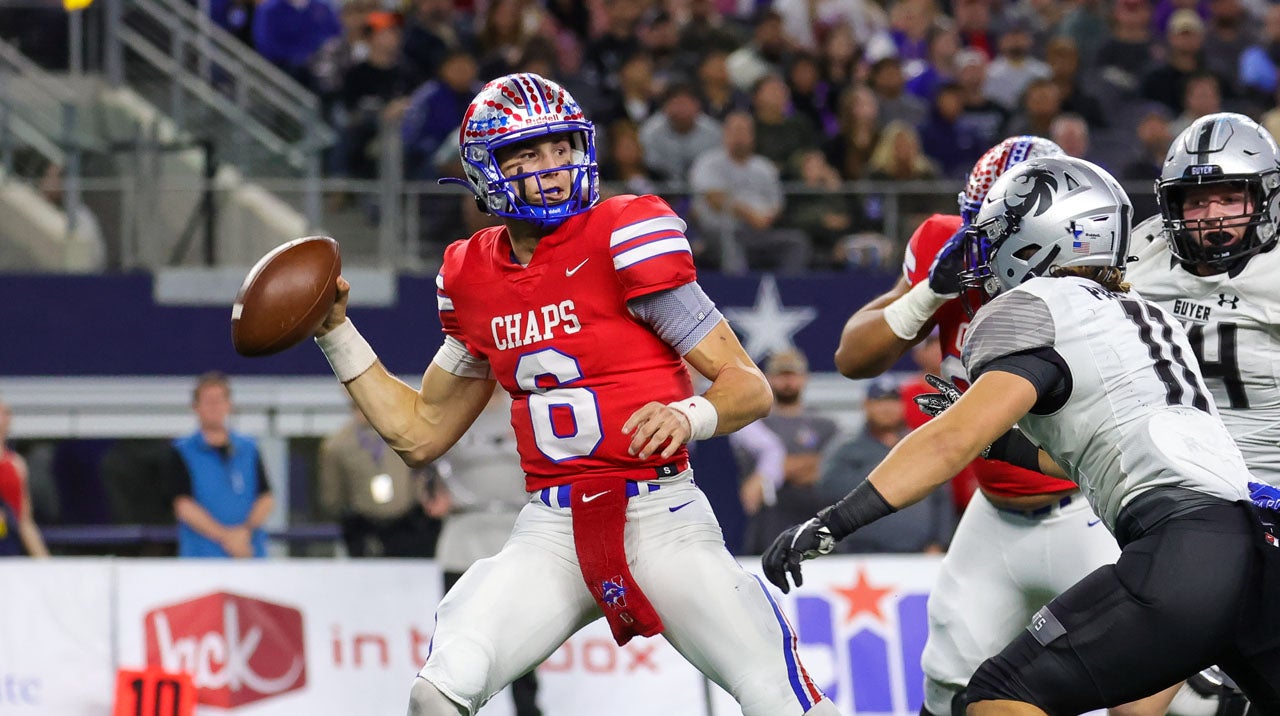 High school football: No. 2 Westlake, Cade Klubnik outlast Guyer to win third straight Texas championship, 40th consecutive game