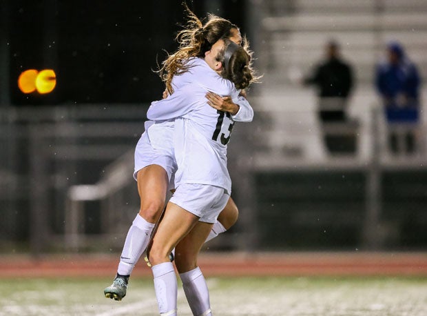 Izzy D'Aquila finds teammate to celebrate with.