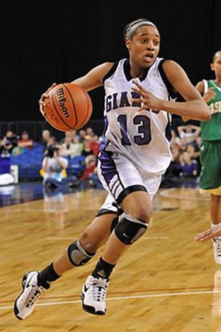 Ben Davis sophomore Bria Goss made the game-winning shot.