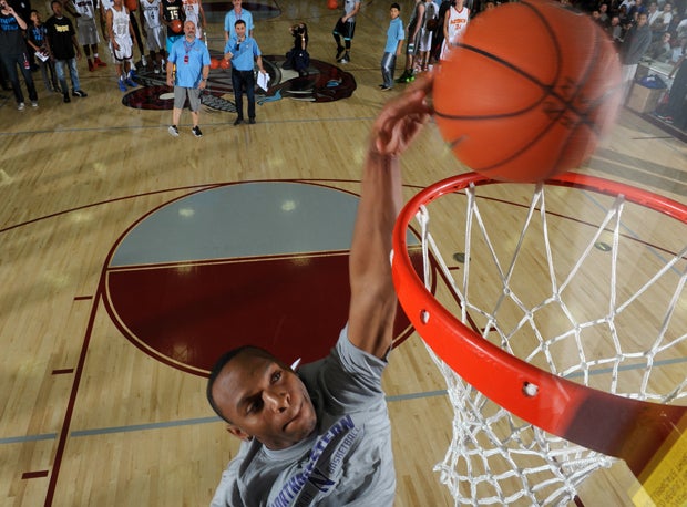 Johnnie Vassar at the rim. 