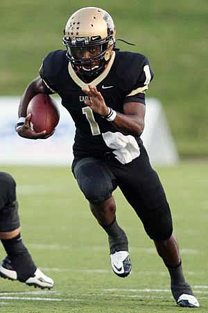 Ronnell Sims on his way to a 161-yard, three-TD masterpiece.