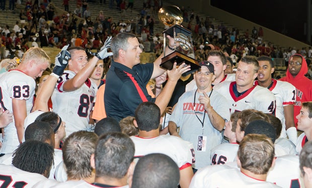 Union's victory in the Backyard Bowl was a nice little detail in a title-winning 2011 season. Union is also our pick as the top team in the Sooner State for the 2012 edition.