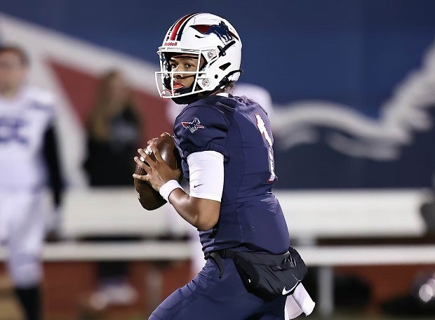 Headed to Michigan, Jadyn Davis is regarded as one of the top 10 quarterbacks nationally in the Class of 2024 by 247Sports. (Photo: Tom Masters)