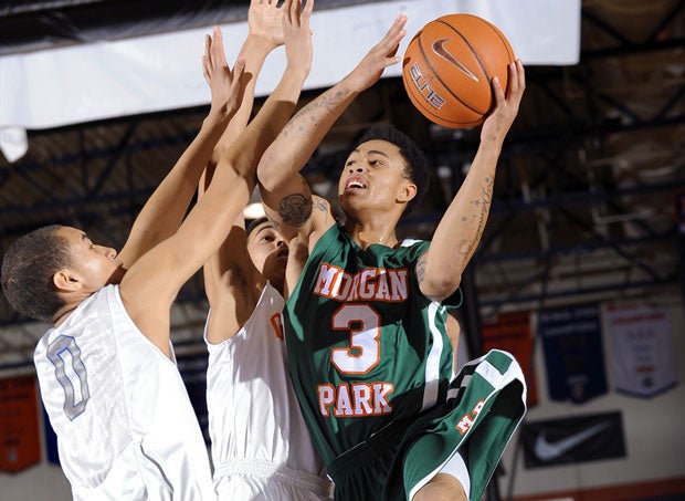 Kyle Davis and Morgan Park have won four games in the Illinois Class 3A state playoffs by an average margin of 49 points per game.