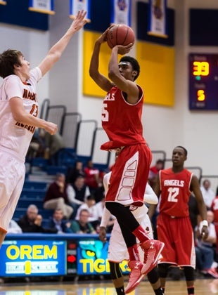 Despite being a No. 5 seed in the Class 5A state
tournament that begins today, Denver East and
Deron Harrell are well-equipped to make a deep run
in the postseason.