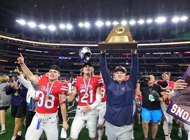 After a two-year retirement, Todd Dodge is returning to coaching as the leader of the Lovejoy program. Dodge, the 2020 MaxPreps National Coach of the Year, retired after leading Austin Westlake to a state title that season. (Photo: Robbie Rakestraw)