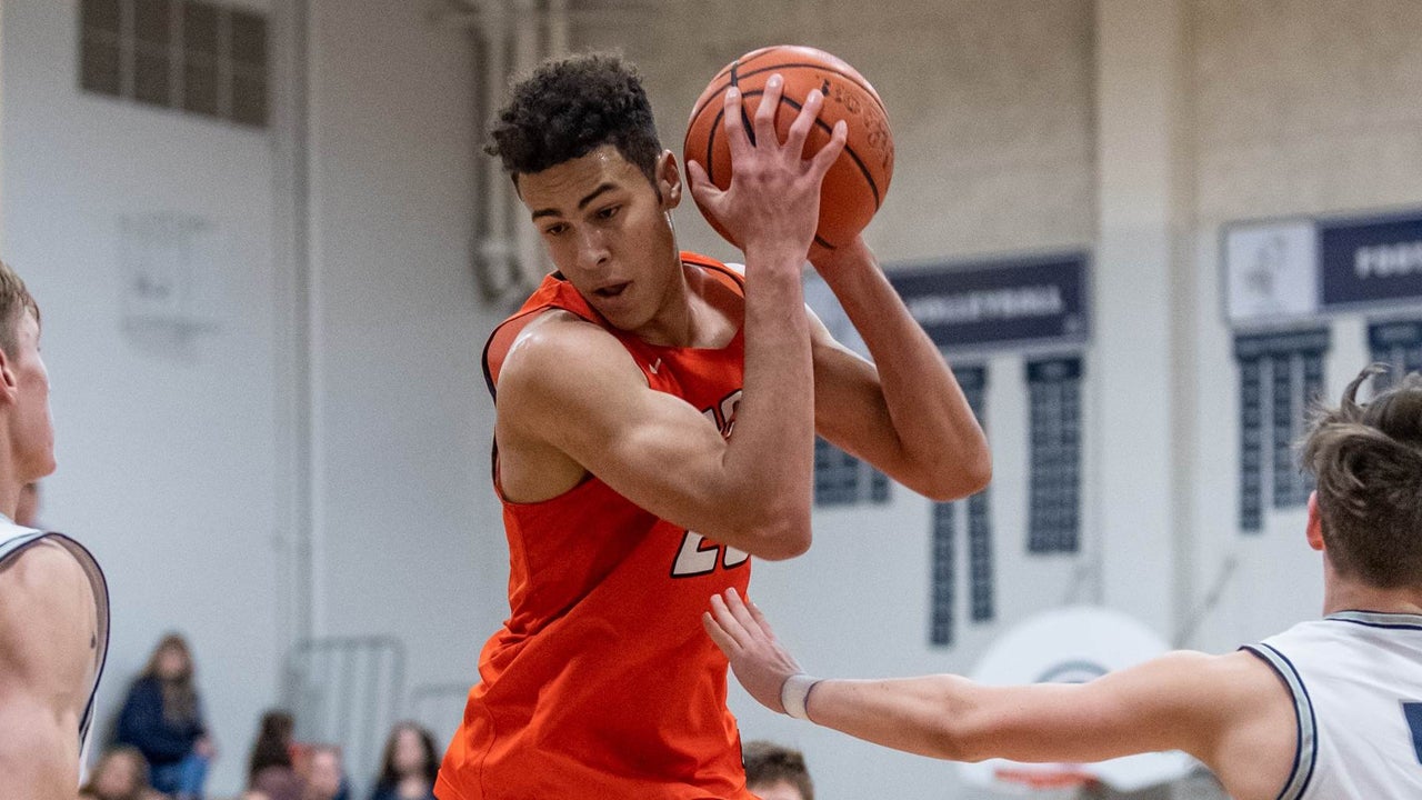 National boys basketball rebound leaders