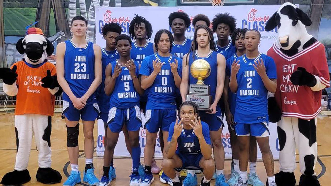 High school basketball: No. 1 John Marshall routs Radford 91-34 to capture back-to-back Viriginia state titles, complete unbeaten season