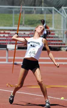 Linsdsay Vollmer won the javelintitle at the Great Southwest,tossing 140 feet, 1 inch.