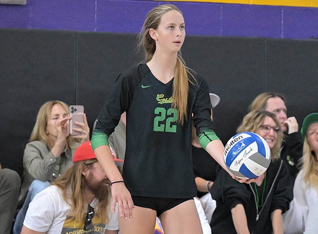 Audrey Flanagan of Mira Costa is one of 19 girls competing for a spot on the USA Volleyball U19 team that will compete at the U21 World Championship in August. The U19 team will play in the Worlds as it conflicts with the NCAA calendar. (FILE PHOTO: Jann Hendry)