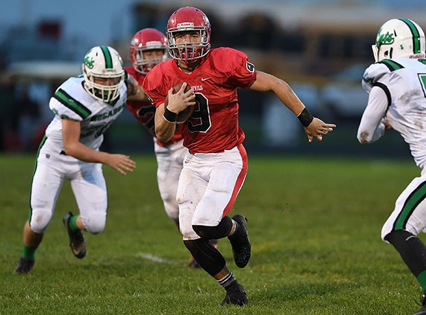 Crestwood's Logan Thut has 41 touchdowns this season. 