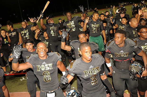 Long Beach Poly beat tough Southern California opponent Narbonne, 34-21.