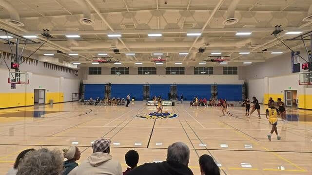 Basketball Game Preview: Berkeley Yellowjackets vs. Arroyo Dons