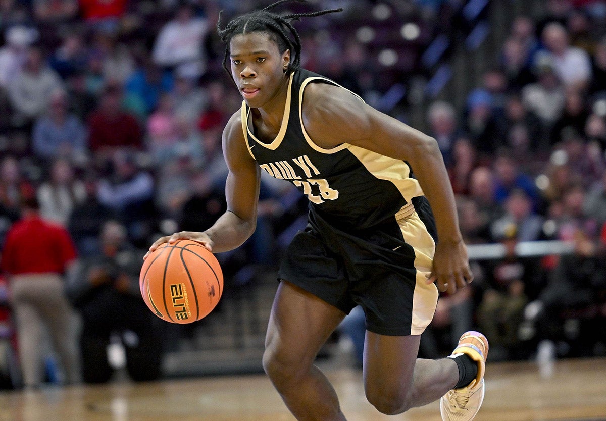 Paul VI guard Jordan Smith has helped defending Peach Jam champion Team Takeover start the season 6-0 on the Nike EYBL circuit. (Photo: Michael Woods)