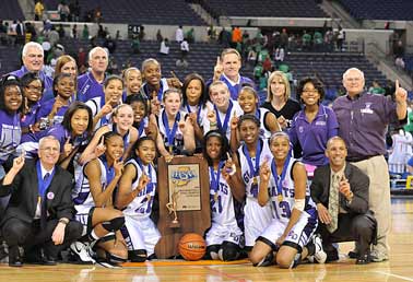 Coach Stan Benge and the 2009 4A State Champs. 