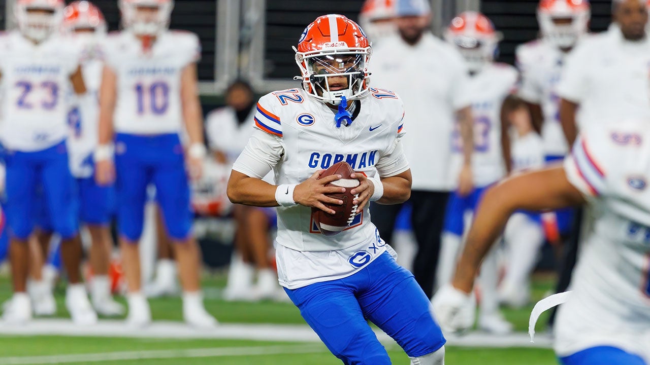 Micah Alejado named 2023 MaxPreps Nevada High School Football Player of the Year