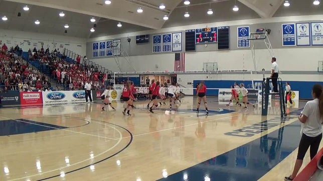 Watch this highlight video of Kelsey Campeau of the Mater Dei (Santa Ana, CA) volleyball team in its game vs. Redondo Union on Nov 21, 2015
