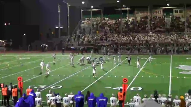 Watch this highlight video of Charlie Lydum of the Issaquah (WA) football team in its game Skyline High School  on Oct 21, 2022