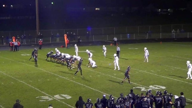 Watch this highlight video of Jayden Martinez of the New Lothrop (MI) football team in its game Lake Fenton High School on Oct 20, 2023