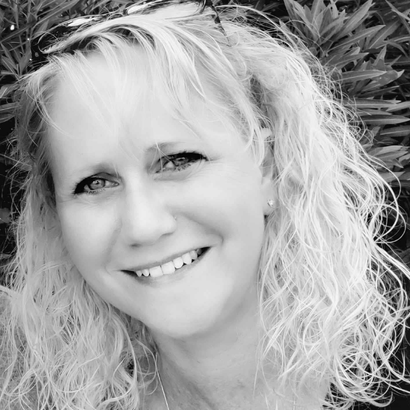 Laura Watkins mugshot