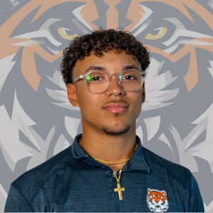 Moises Hernandez mugshot