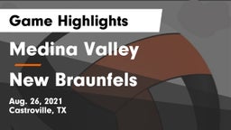 Medina Valley  vs New Braunfels  Game Highlights - Aug. 26, 2021