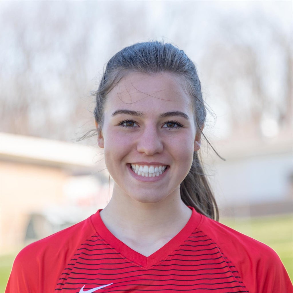Lizzie Molnar