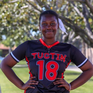Dorcas Amunazo