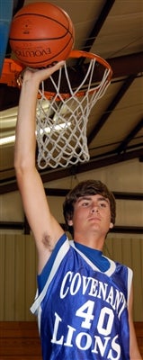 Ryan Pons
