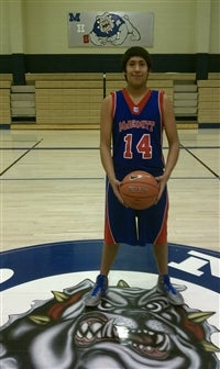 Leron Tom