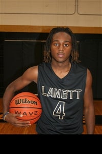 Stantavious Roberts