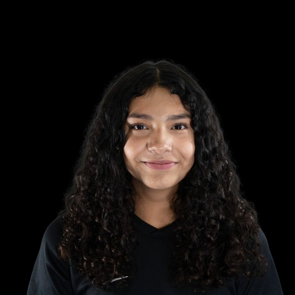Amy Arango Flores