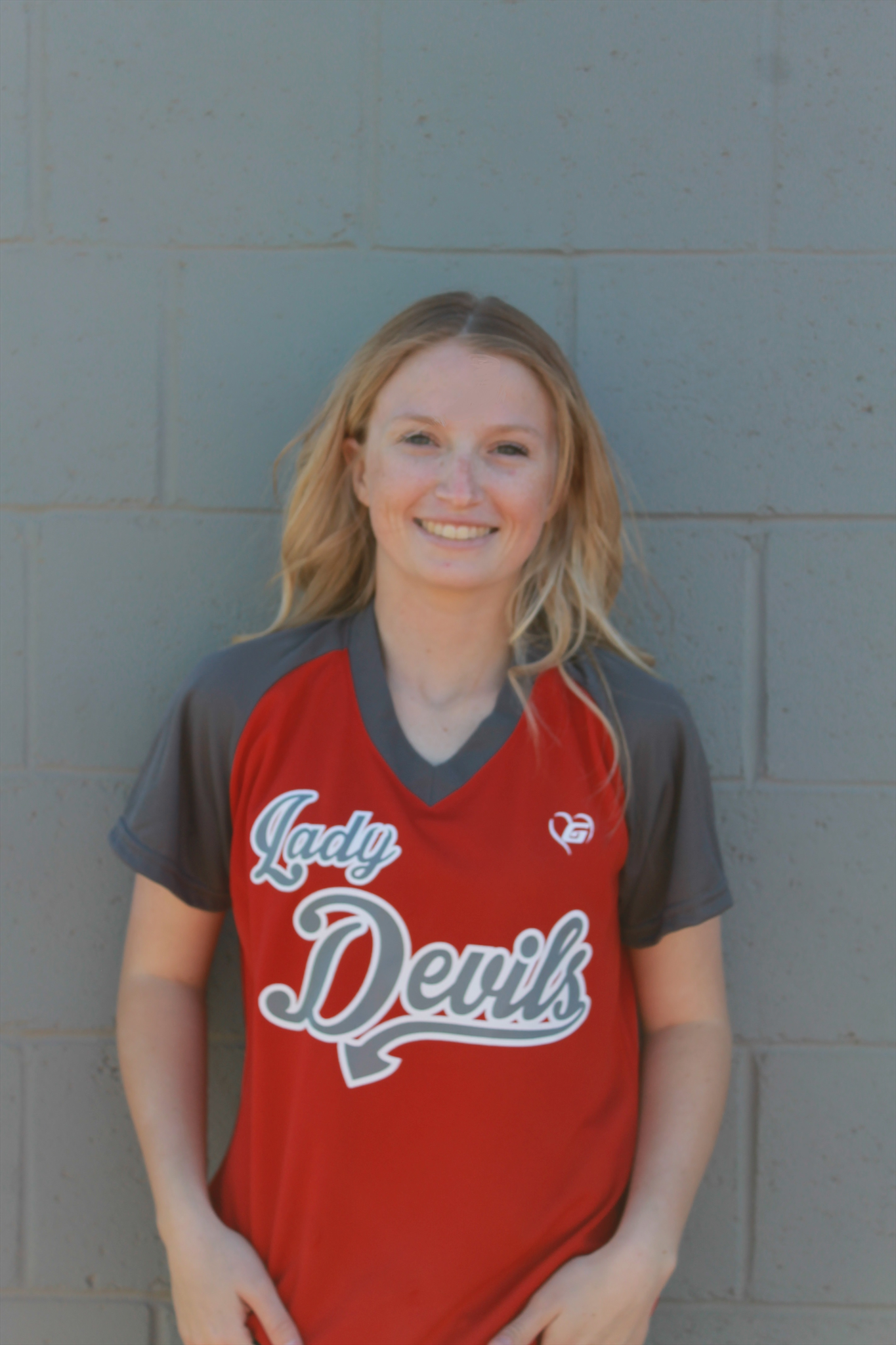 Lynzee Nicander