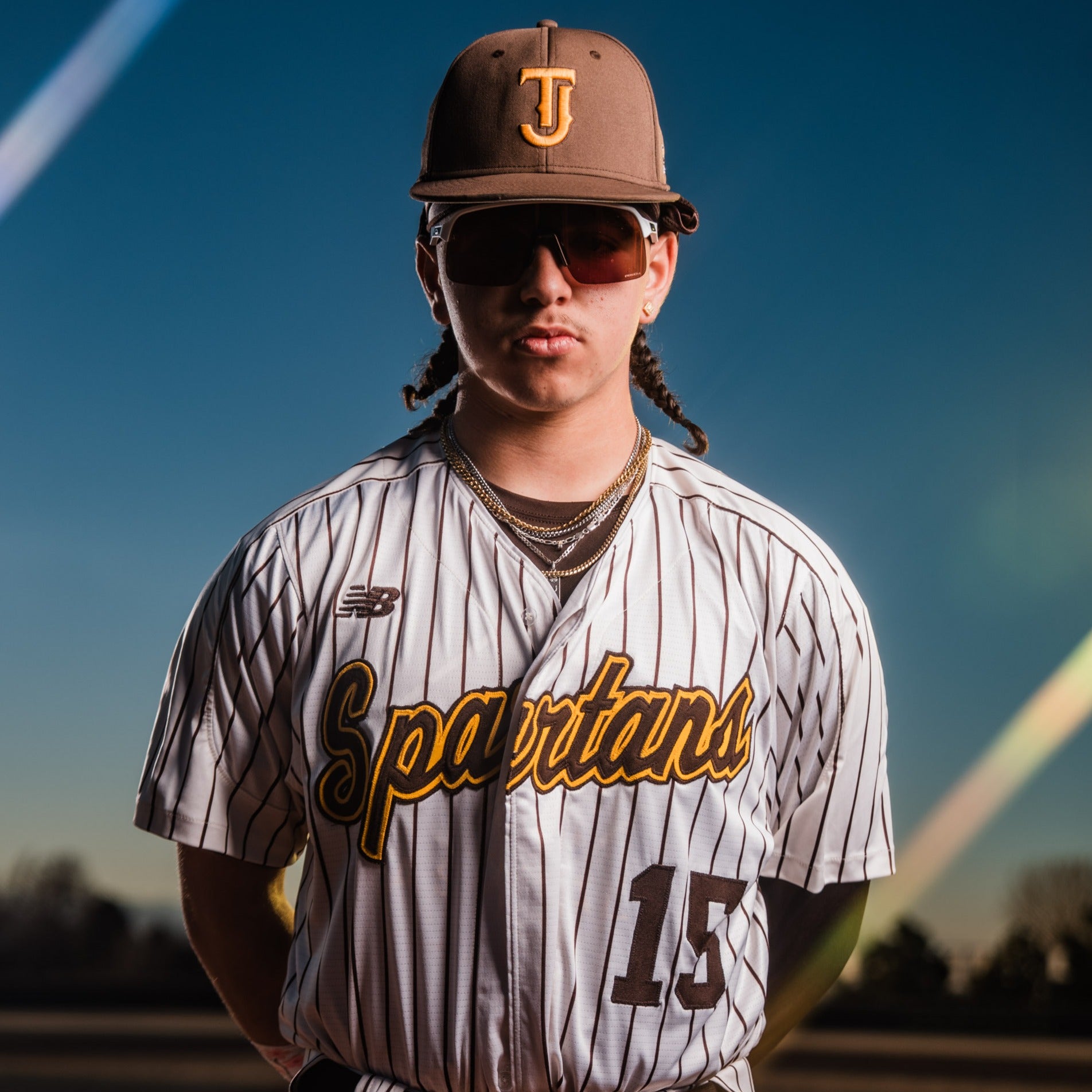 X. Navarro-Betancourt