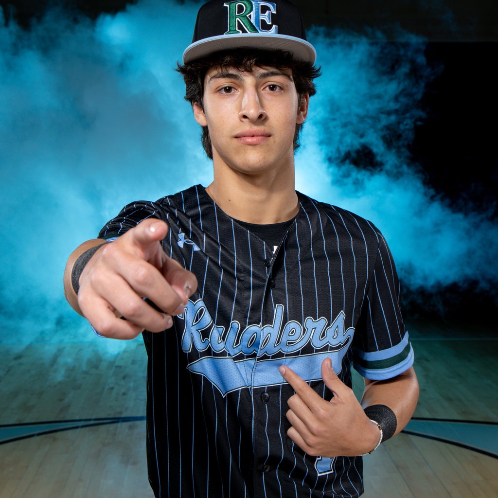 Enrique MacIas mugshot