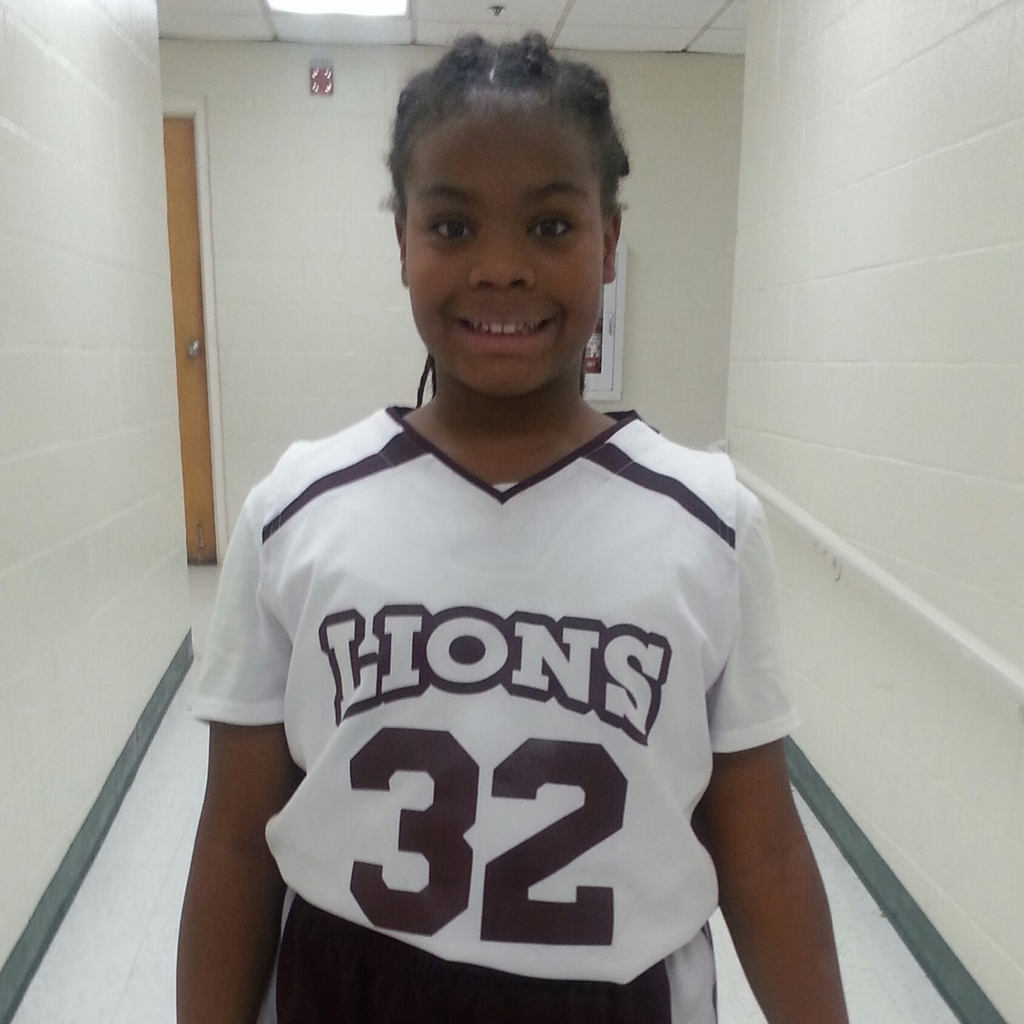 SHAYLA JONES