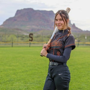 Analise Hollenbeck