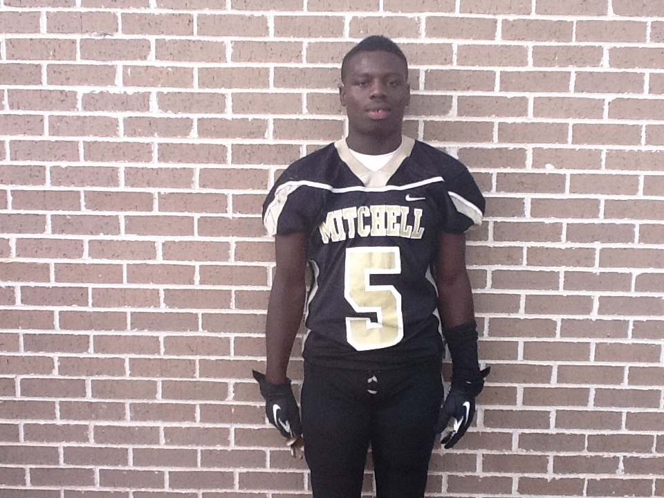 LaDarius  Hare