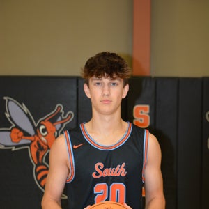Beckett Giles mugshot