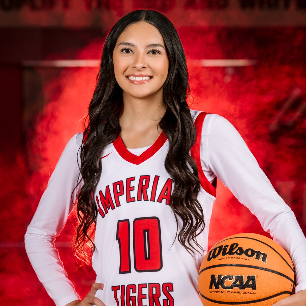 Lali Cardona mugshot