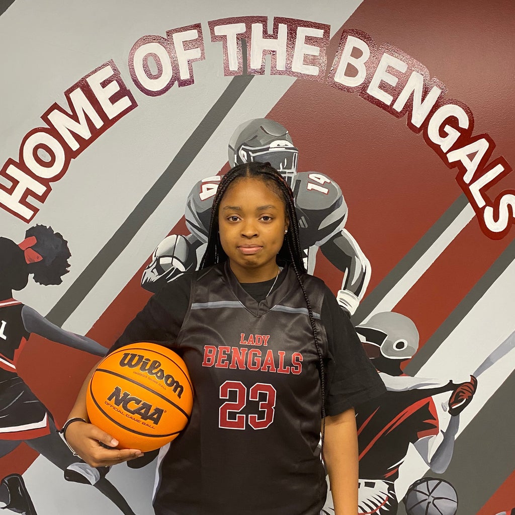 Zanavia Luckey mugshot