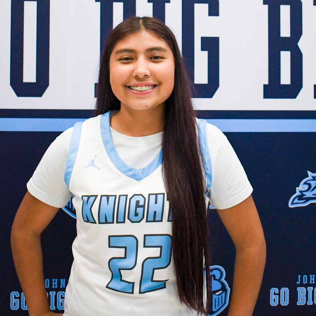 Arianna Flores mugshot