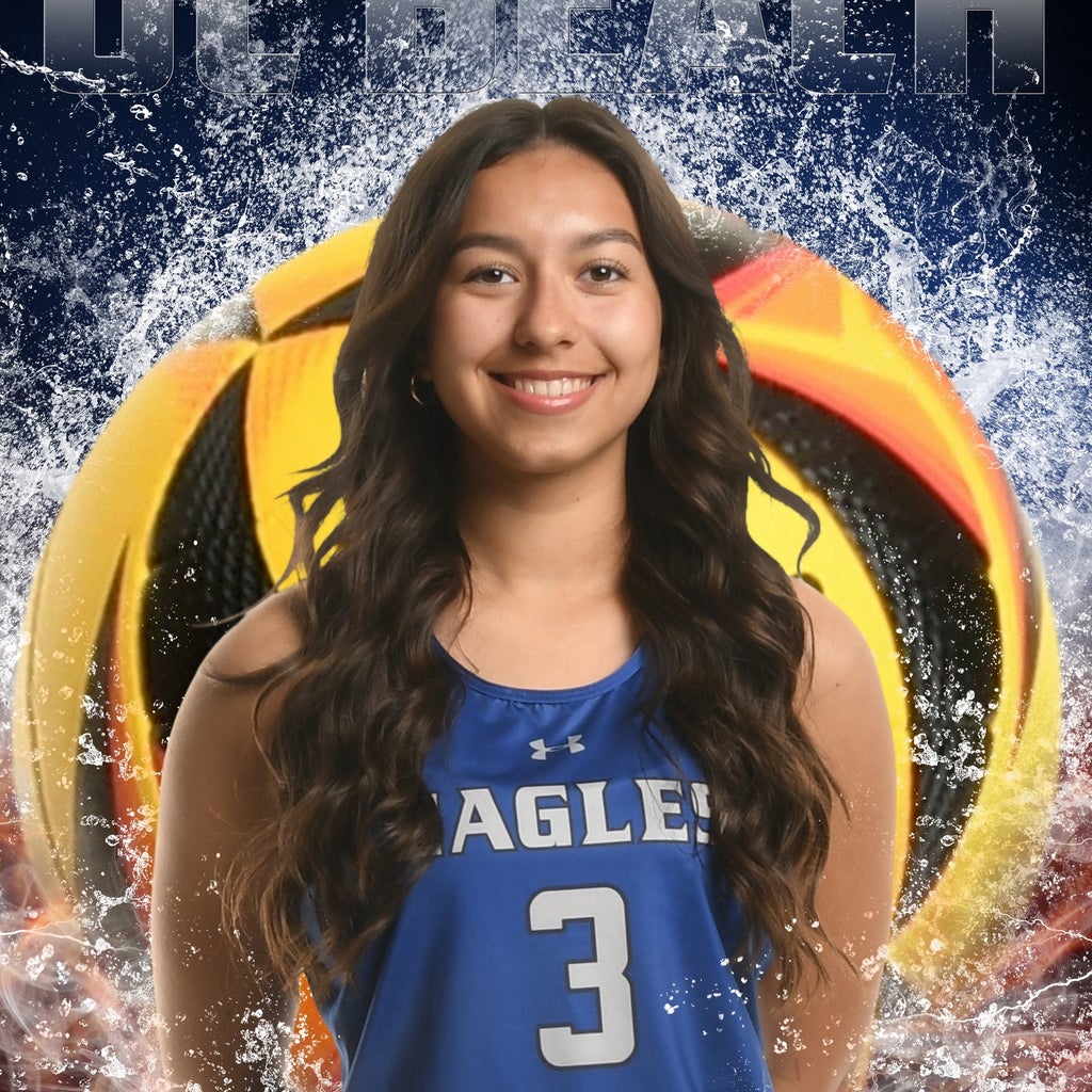 Alyssa Flores
