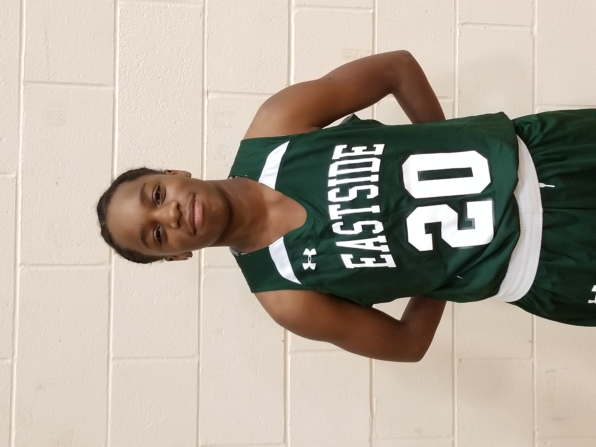 Nia Davis