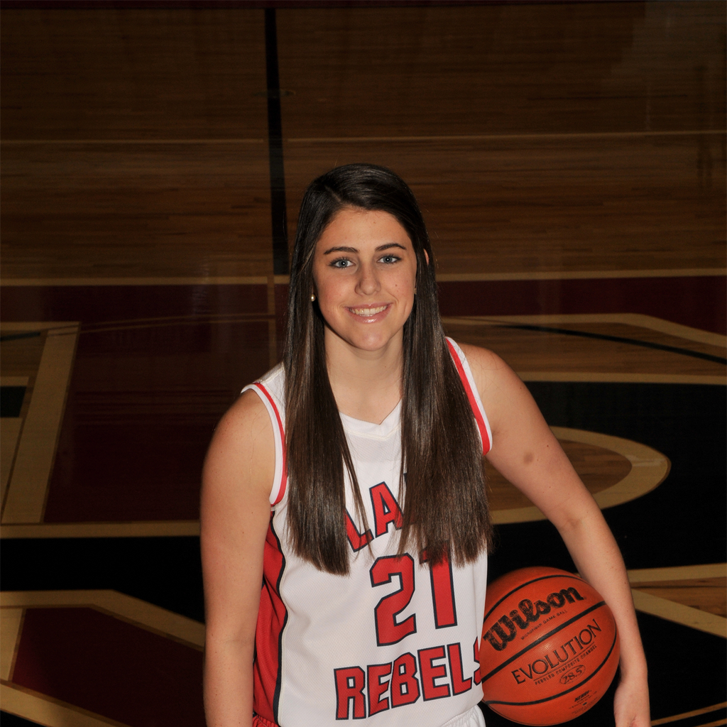 Ally Naifeh