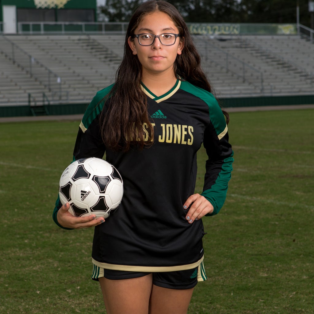 Ingrid Flores mugshot