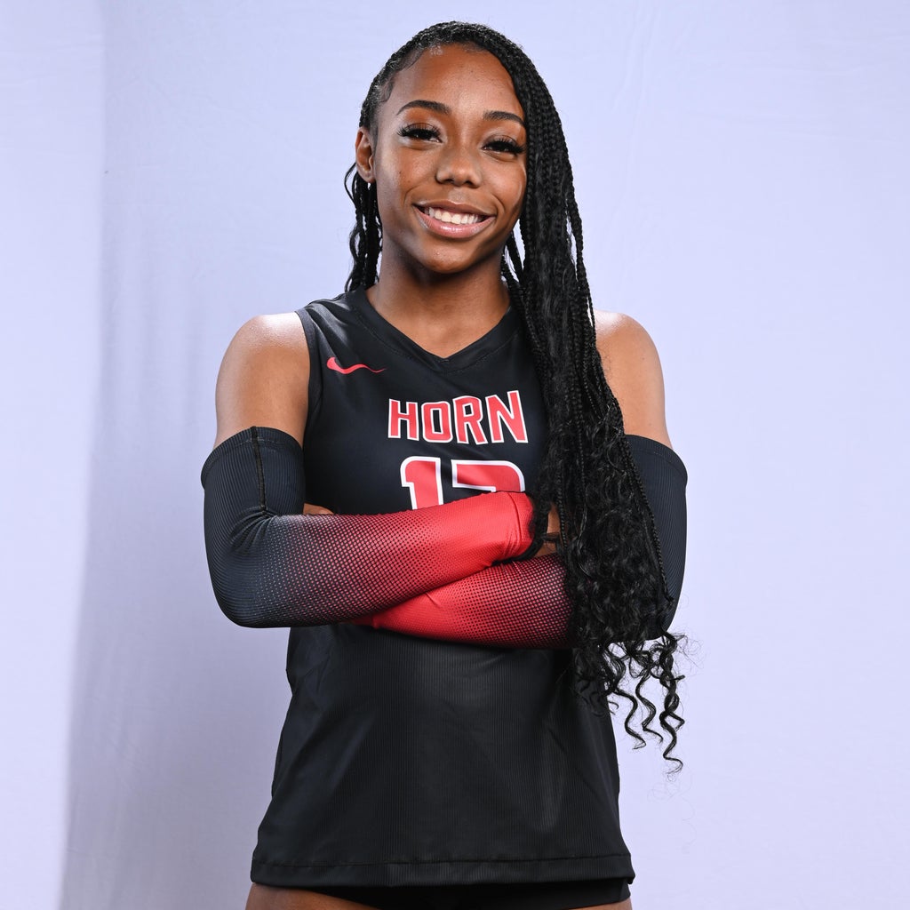 Horn Volleyball Roster (2022-23) - MaxPreps