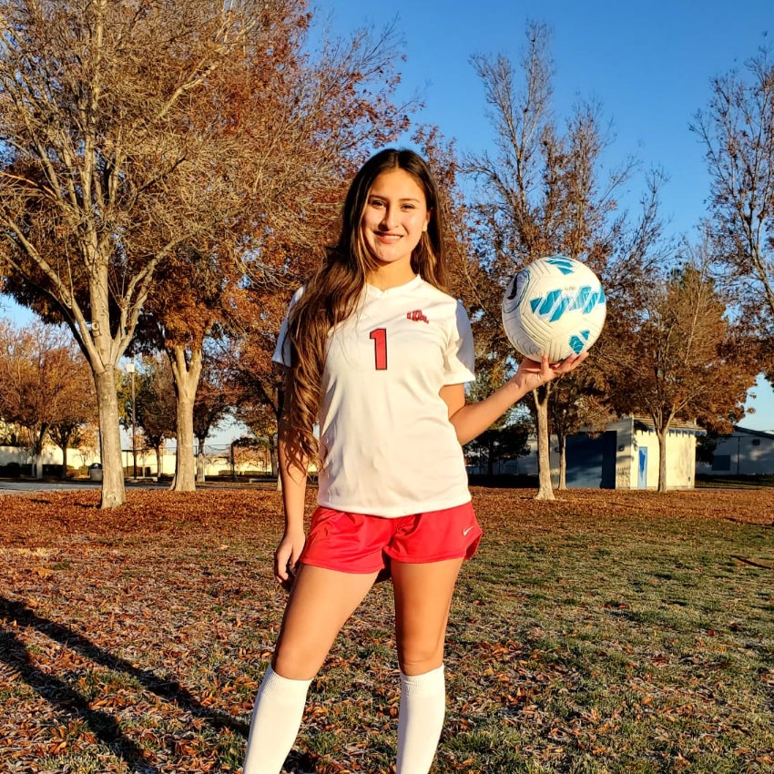 Janaelle Flores mugshot