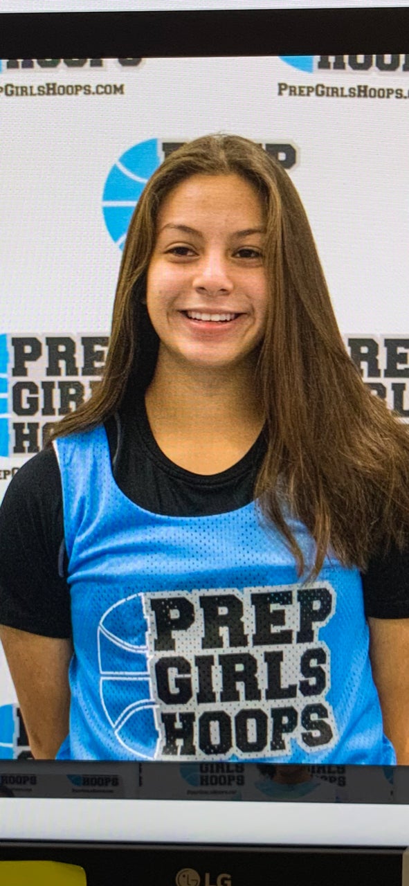 Lexi Pizarro