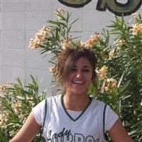Mona Reyes